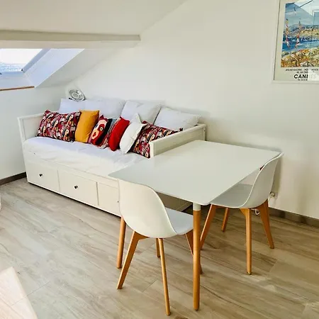 Apartment 2 Pieces Face A La *